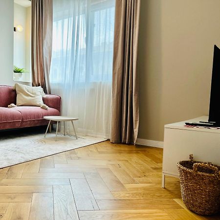 Ultracentral Lux Boutique 1Br Ap Near Subway Bukareszt Zewnętrze zdjęcie