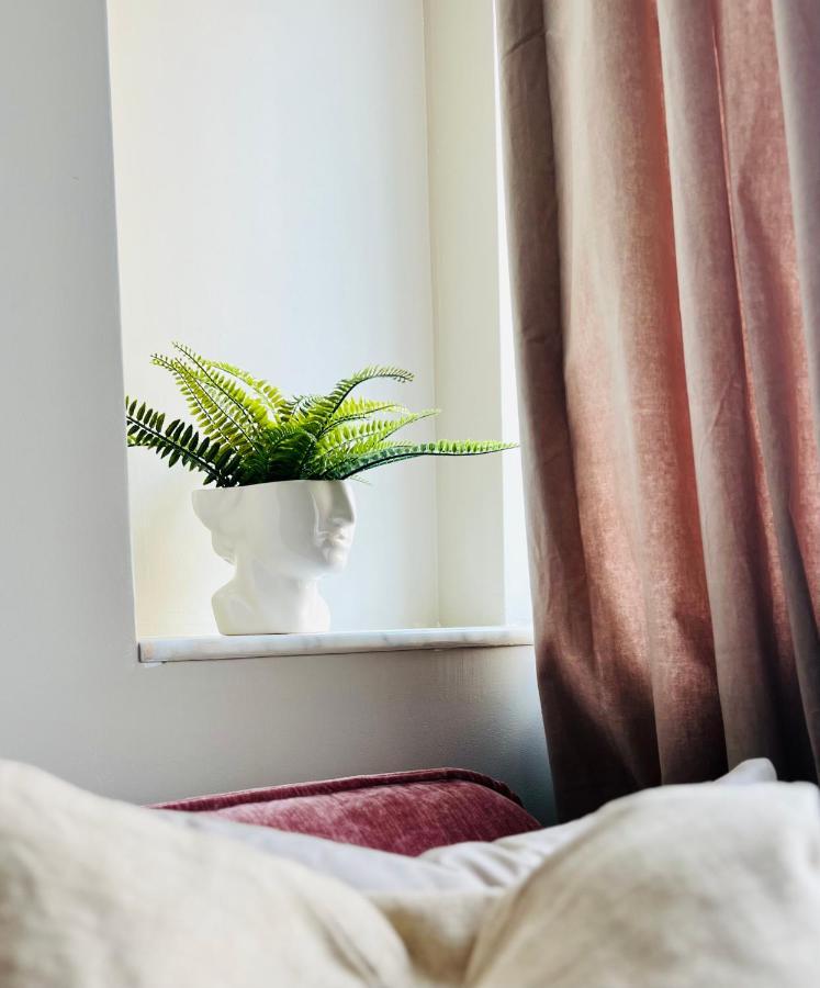 Ultracentral Lux Boutique 1Br Ap Near Subway Bukareszt Zewnętrze zdjęcie