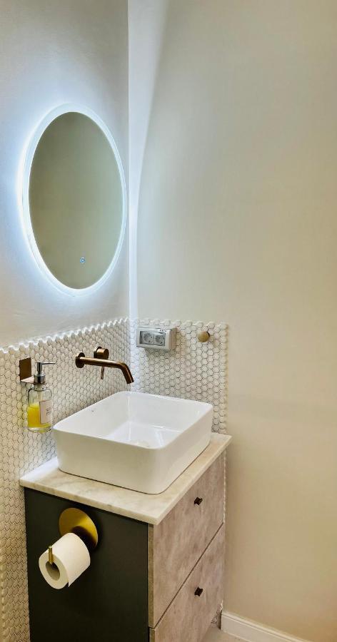 Ultracentral Lux Boutique 1Br Ap Near Subway Bukareszt Zewnętrze zdjęcie